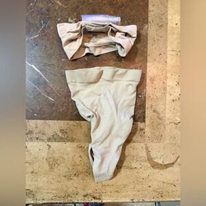 NWOT SKIMS 2 piece bundle Beige  Braletter w strap and thong shaper XXS
LOTBIN12